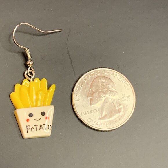 French Fry Earring, Fry Earring, Funny Food Earring, Gift Idea, Silly Earring - Picture 5 of 6